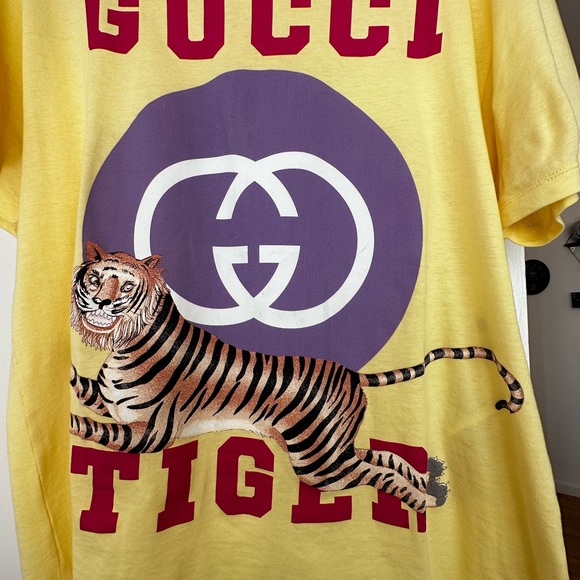 Oversized Yellow crewneck T-shirt from Gucci - Picture 5 of 5